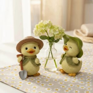 Gardener & Green Hat Duck Pair