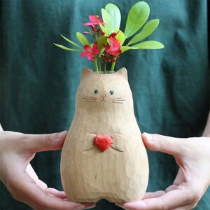 Wooden Cat Heart Vase
