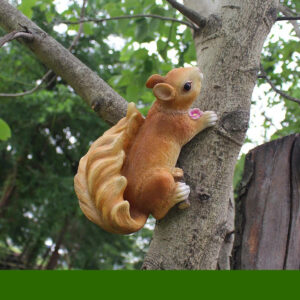 8.7in Climbing Squirrel Curled Tail