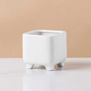 Simple Footed Square Pot 2.3in