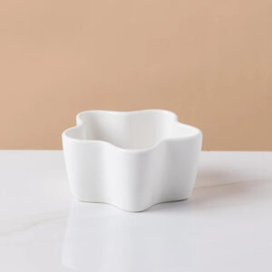 White Star Shaped Planter 3.3in