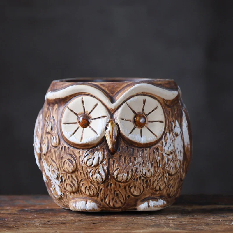 detail owl ceramic planter 03