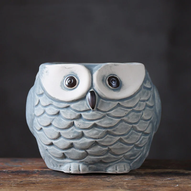 detail owl ceramic planter 04