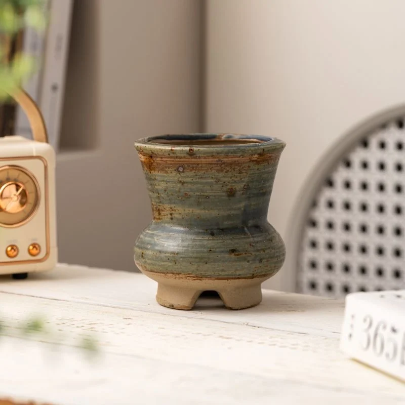 Cute Rustic Ceramic Succulent Planter detail rustic ceramic planter 02